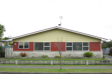 Photo of property in 2/8 Downing Avenue, Pirimai, Napier, 4112