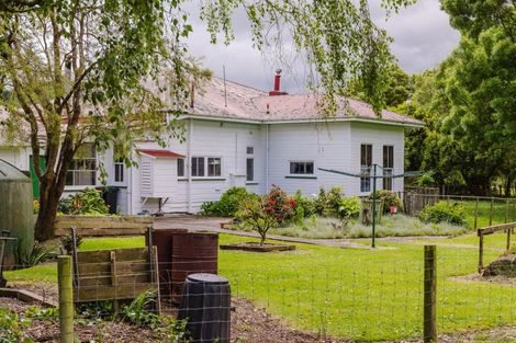 Photo of property in 300 Hinemoa Valley Road, Kaitawa, Pahiatua, 4981