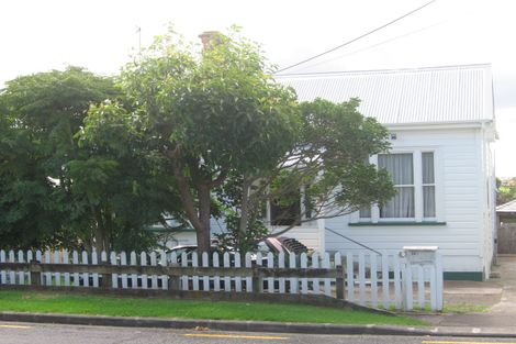 Photo of property in 1/14 Mozeley Avenue, Devonport, Auckland, 0624