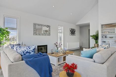 Photo of property in 32 Wai Terrace, Wharewaka, Taupo, 3330