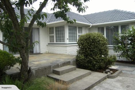Photo of property in 24 Withells Road, Avonhead, Christchurch, 8042