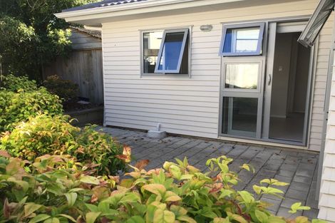 Photo of property in 67 Priestley Drive, Bucklands Beach, Auckland, 2014