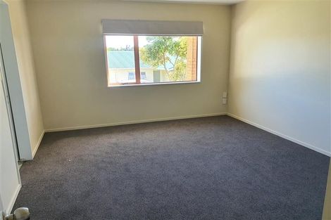 Photo of property in 16a Roick Parade, Glen Eden, Auckland, 0602