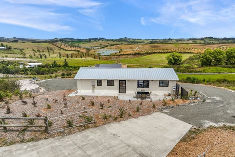 Photo of property in 2 Valley View Lane, Hakaru, 0975
