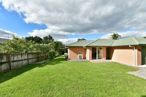 Photo of property in 63 Cabeleigh Drive, Helensville, 0800