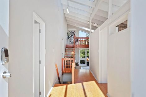 Photo of property in 11 Micawber Place, Mellons Bay, Auckland, 2014
