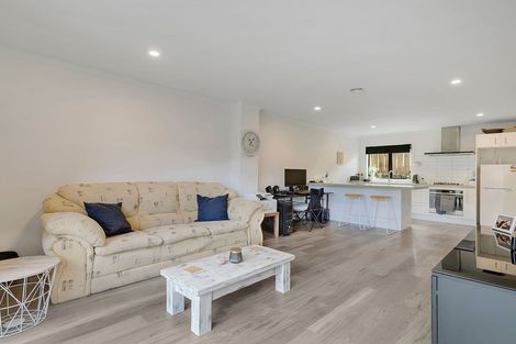 Photo of property in 9u8 Surrey Street, Tawa, Wellington, 5028
