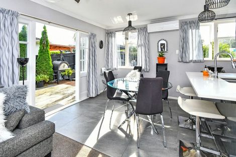 Photo of property in 22 Old Wairoa Road, Papakura, 2110