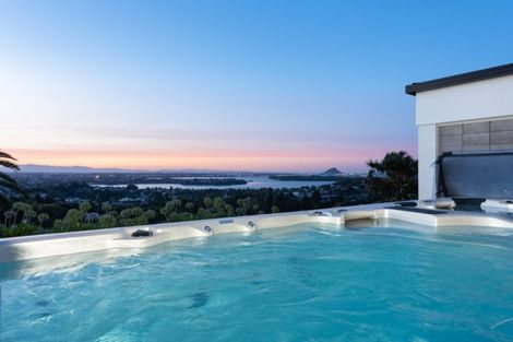 Photo of property in 7r Estates Terrace, Welcome Bay, Tauranga, 3175