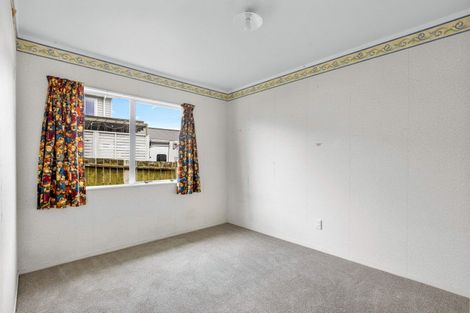 Photo of property in 122 Florence Avenue, Orewa, 0931