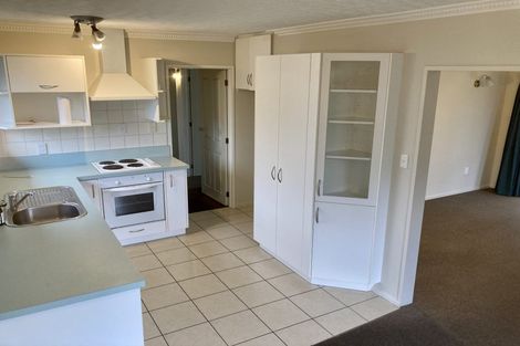 Photo of property in 50 Chipping Lane, Redwood, Christchurch, 8051