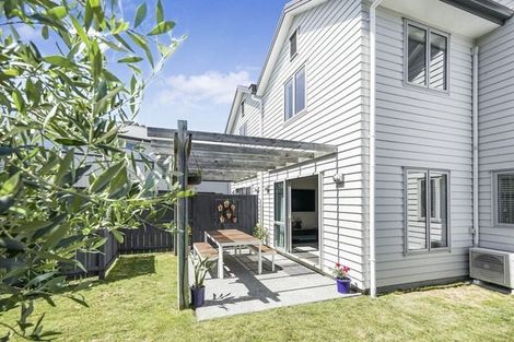 Photo of property in 3/1 Hibiscus Avenue, Hamilton Lake, Hamilton, 3204