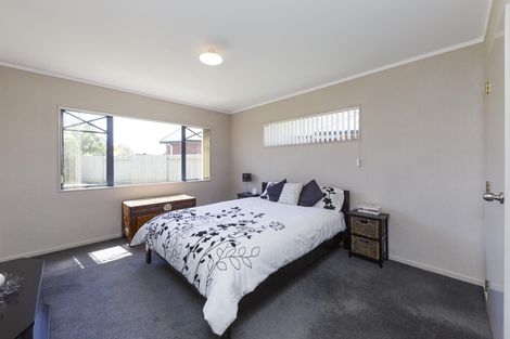Photo of property in 37 Madison Avenue, Milson, Palmerston North, 4414