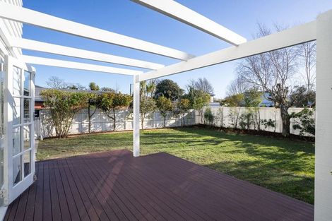 Photo of property in 8 Bradshaw Terrace, Riccarton, Christchurch, 8011