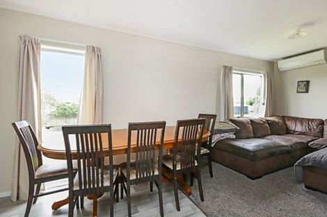 Photo of property in 2 Kilkee Terrace, Flaxmere, Hastings, 4120