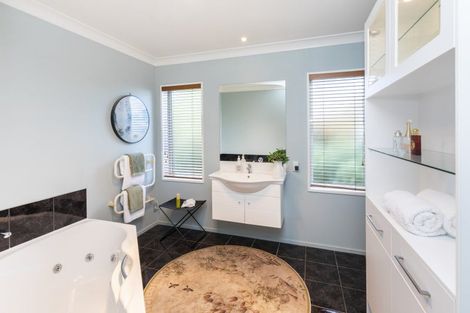 Photo of property in 21 Elmwood Drive, Prebbleton, 7604