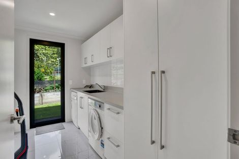 Photo of property in 1405 South Road, Kaitake, New Plymouth, 4374
