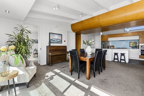Photo of property in 13 Shearer Drive, Oakura, 4314