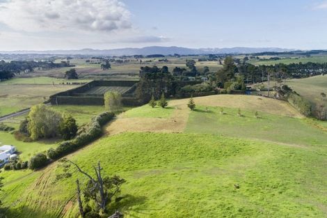 Photo of property in 41 Mcnaughten Road, Karioitahi, Waiuku, 2683