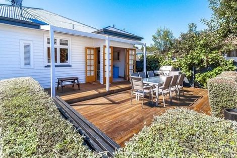 Photo of property in 39 Hinemoa Street, Spreydon, Christchurch, 8024