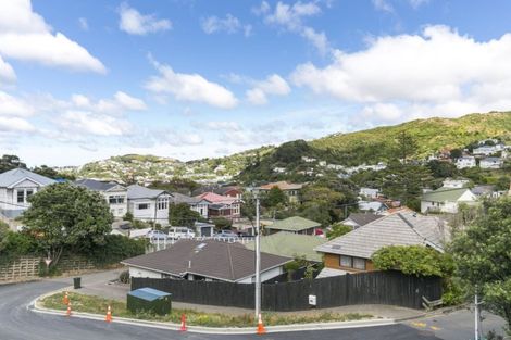 Photo of property in 75 Melbourne Road, Island Bay, Wellington, 6023