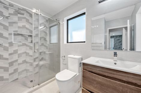 Photo of property in 32 Nola Dawn Avenue, Papakura, 2110