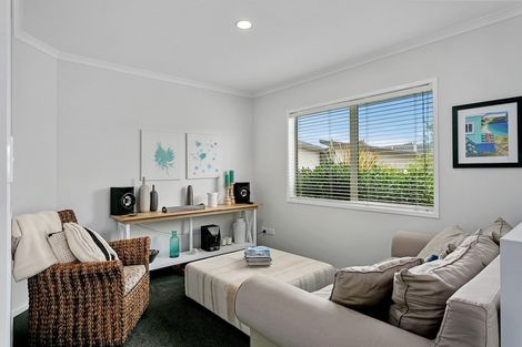 Photo of property in 4 John Norrie Place, Motuoapa, 3382