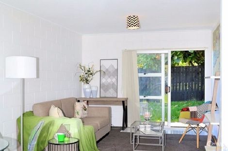 Photo of property in 21 Landscape Road, Papatoetoe, Auckland, 2025