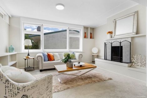 Photo of property in 2/42 Pomaria Road, Henderson, Auckland, 0610