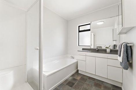 Photo of property in 87 Glenvar Road, Torbay, Auckland, 0630