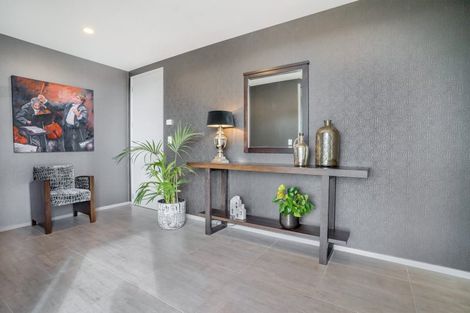 Photo of property in 39 Welsh Road, Winton, 9720