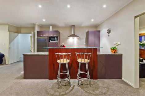 Photo of property in 162 Kittiwake Drive, Schnapper Rock, Auckland, 0632