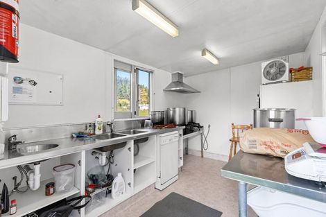 Photo of property in 20 Neudorf Road, Upper Moutere, 7175