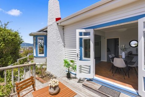 Photo of property in 15 Golf Road, Paraparaumu Beach, Paraparaumu, 5032