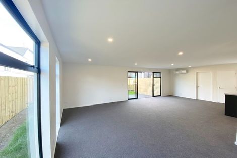 Photo of property in 2/15 Rawhiti Avenue, New Brighton, Christchurch, 8083