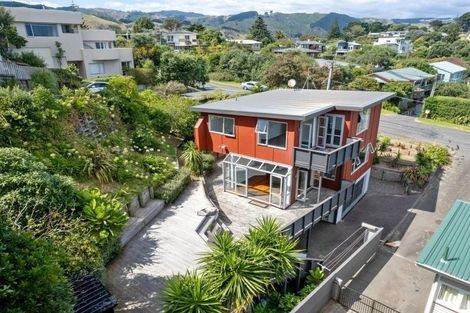 Photo of property in 3b Jeep Road, Raumati South, Paraparaumu, 5032