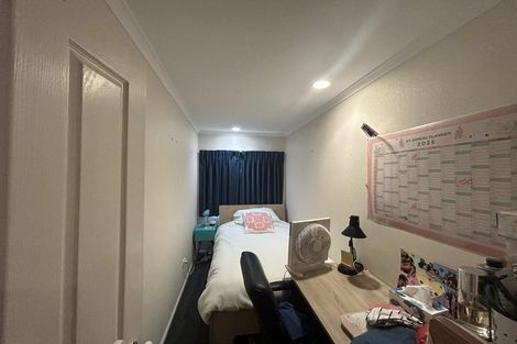 Photo of property in 9 Sequoia Grove, Mount Maunganui, 3116