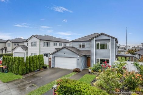 Photo of property in 33 Pickaberry Avenue, Karaka, Papakura, 2113