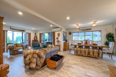 Photo of property in 101 Leighton Road, Whangamata, 3620