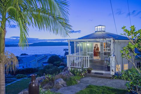 Photo of property in 2 Kaiwaka Road, Onerahi, Whangarei, 0110