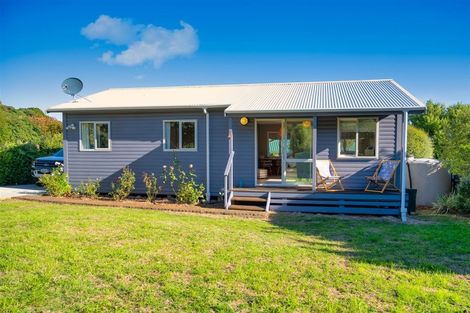 Photo of property in 39 Pawsons Valley Road, Duvauchelle, 7581