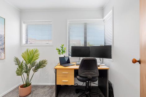 Photo of property in 13 Tupaea Place, Otumoetai, Tauranga, 3110