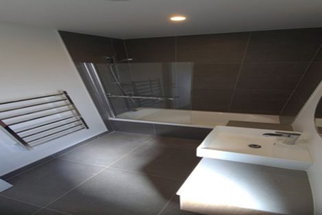 Photo of property in 15 Walsall Street, Addington, Christchurch, 8024