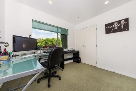 Photo of property in 1b Hindmarsh Street, Henderson, Auckland, 0612
