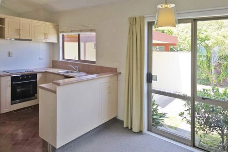 Photo of property in 26 Charles Street, Westshore, Napier, 4110