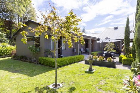 Photo of property in 2/41 Mapara Road, Acacia Bay, Taupo, 3385