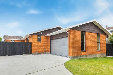 Photo of property in 6 Montclare Avenue, Ilam, Christchurch, 8041
