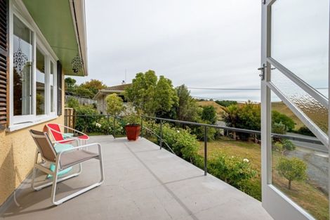 Photo of property in 16 Halcombe Road, Feilding, 4702