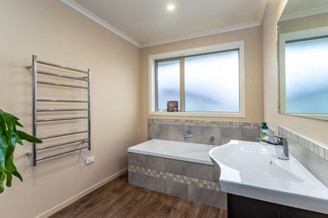 Photo of property in 2 Penstock Place, Twizel, 7901