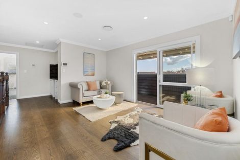 Photo of property in 16 Evelina Lane, Flat Bush, Auckland, 2019